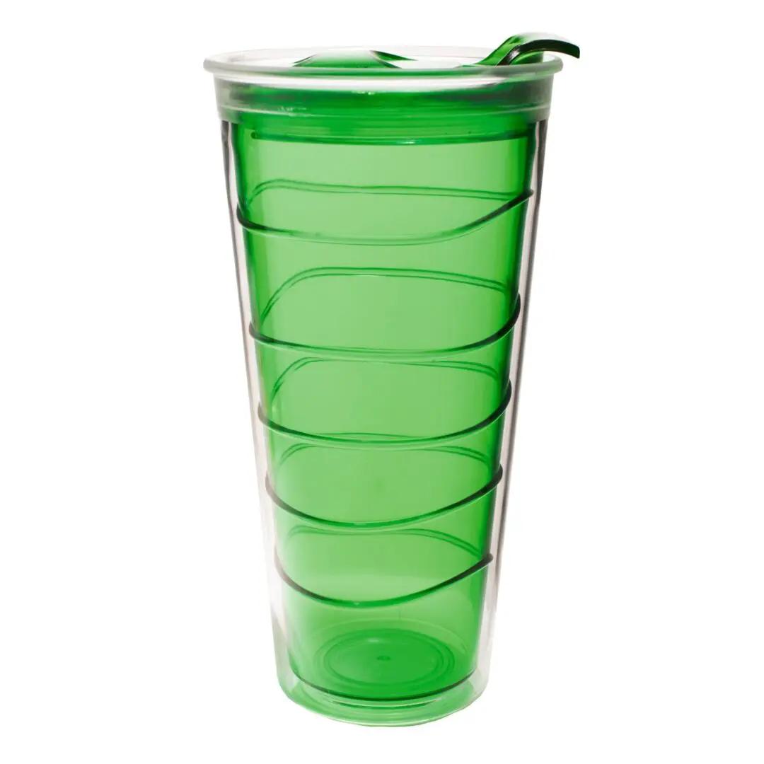 Green plastic tumbler with lid and straw.
